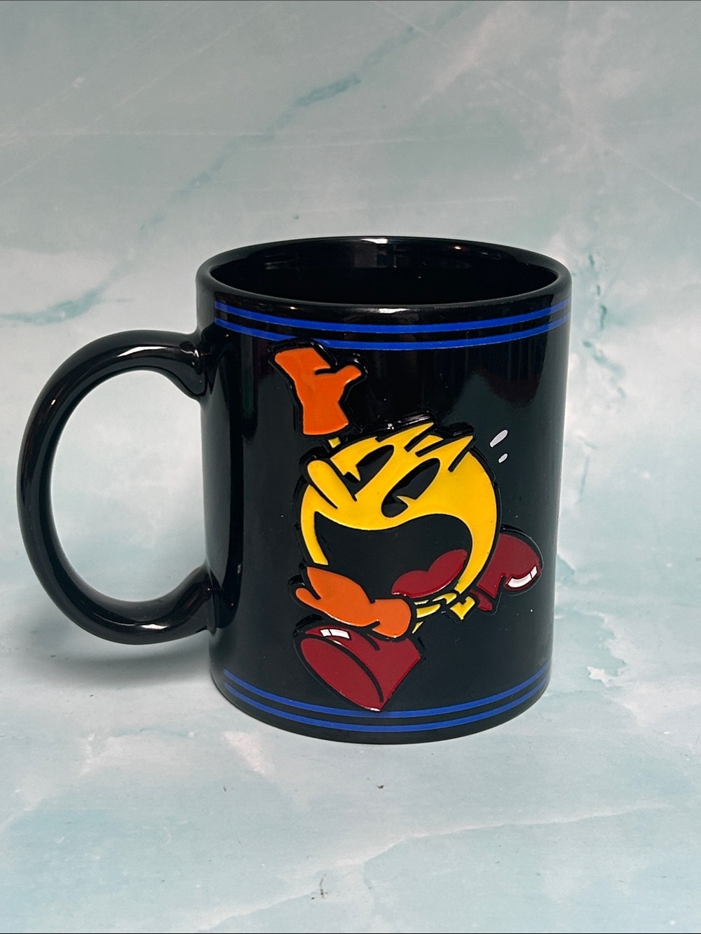 Pac-Man Raised 3D Pac Man 12 oz Coffee Mug Cup Numskull VGC W/ Ghost Coasters